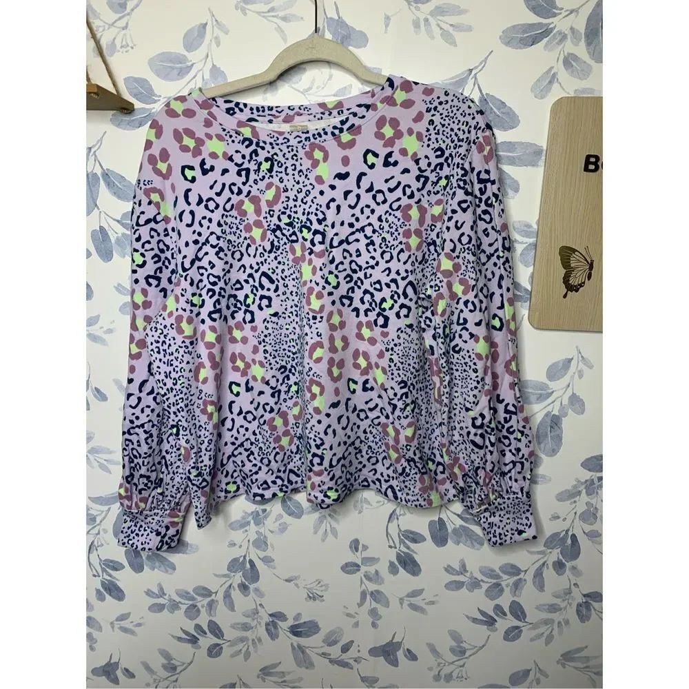 Wvvy Cheetah Print Long Sleeve Blouse Size M